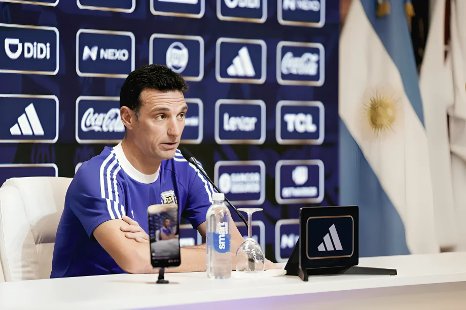scaloni-conferencia-seleccion-argentina